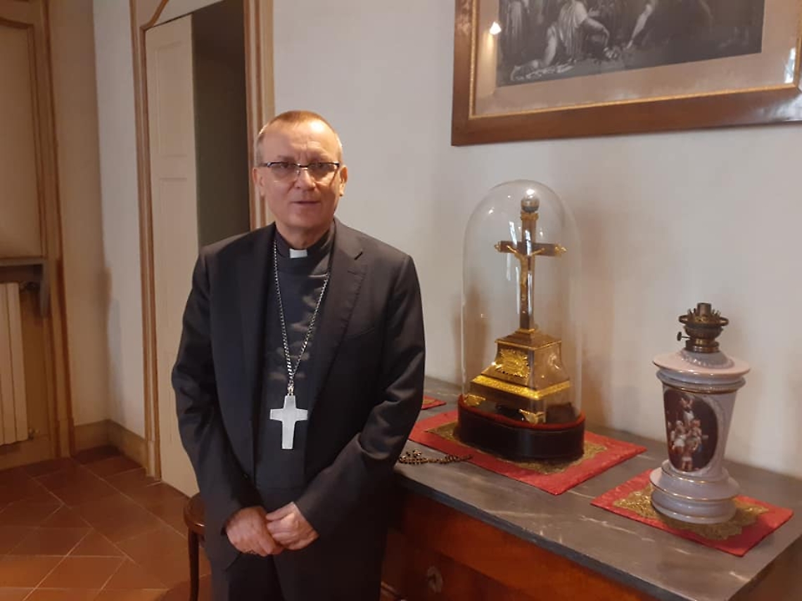 Prastaro Marco con crocifisso