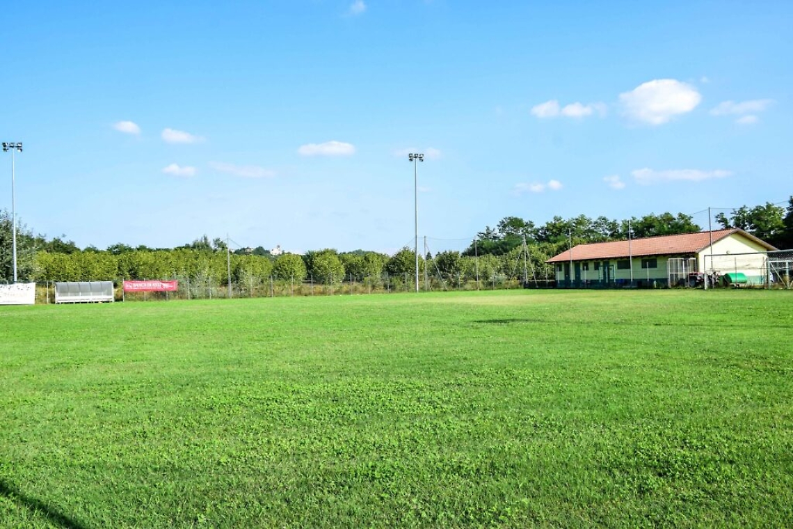 campo da calcio di quarto