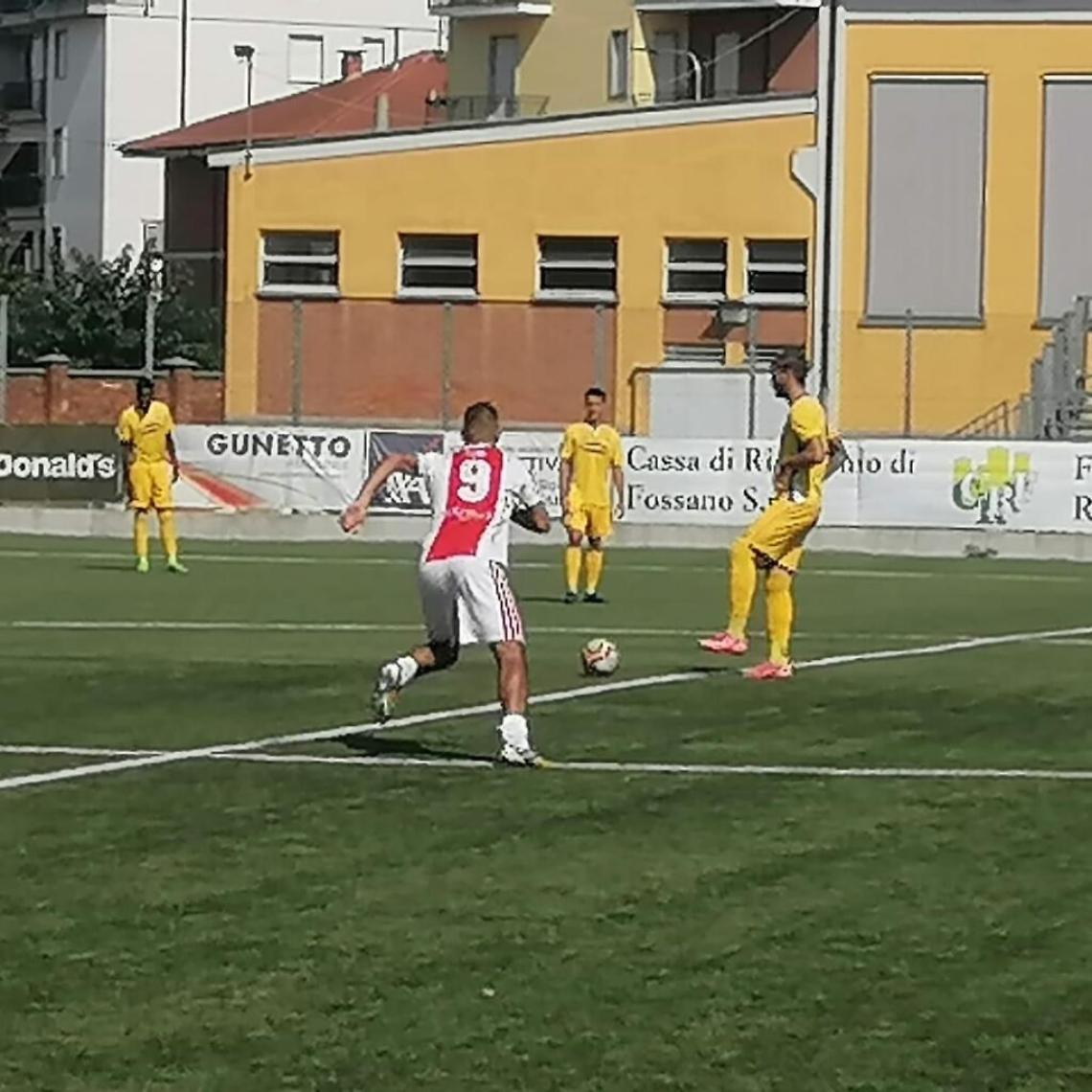 4E67CBBC-1F77-4B97-A2E7-98C98C9284E3