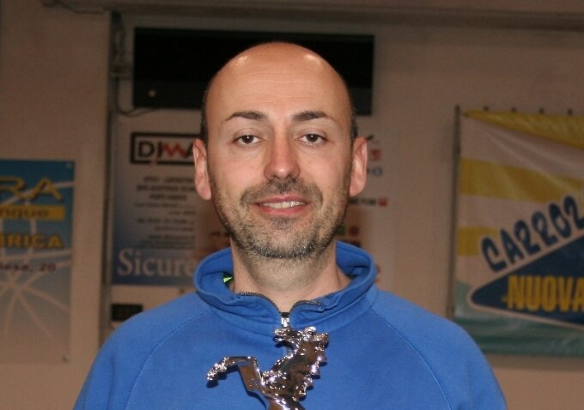 D'Agostino con Trofeo - copia