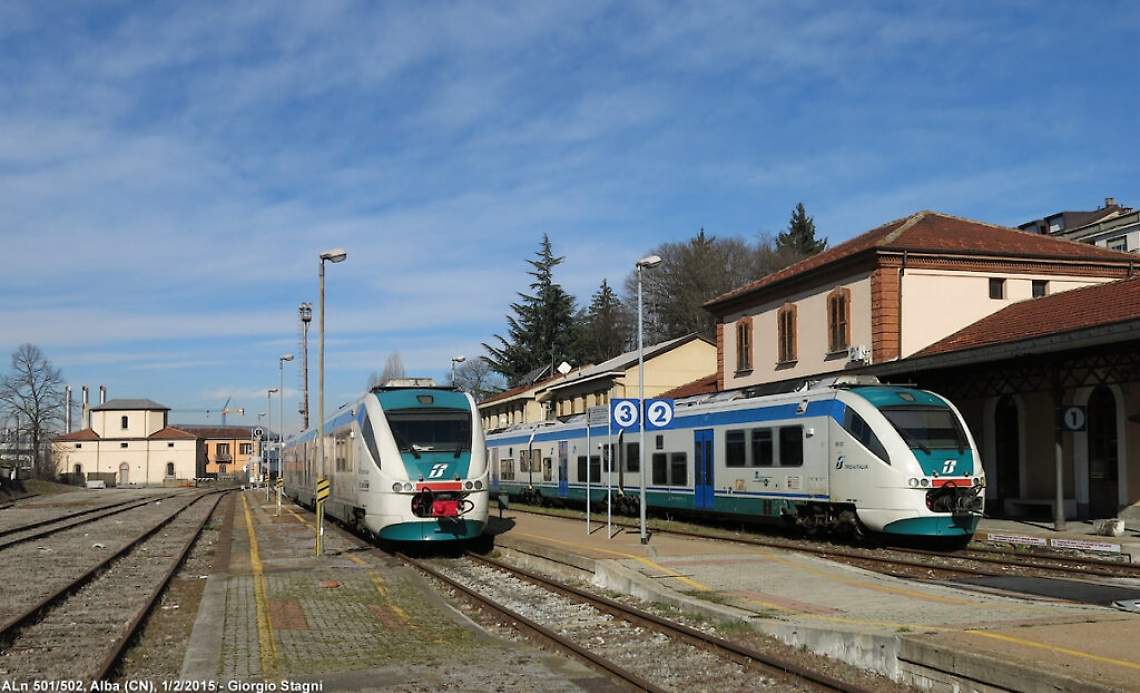 Alba stazione ferroviaria