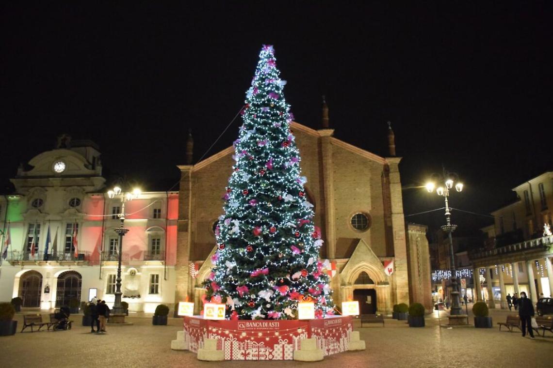 albero di natale di asti