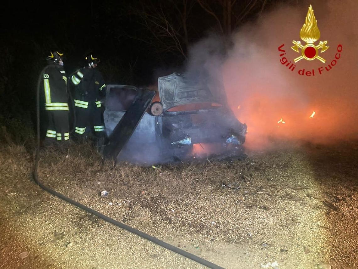 ADCAB21A-C526-432F-BAB7-40DA25C73D1E