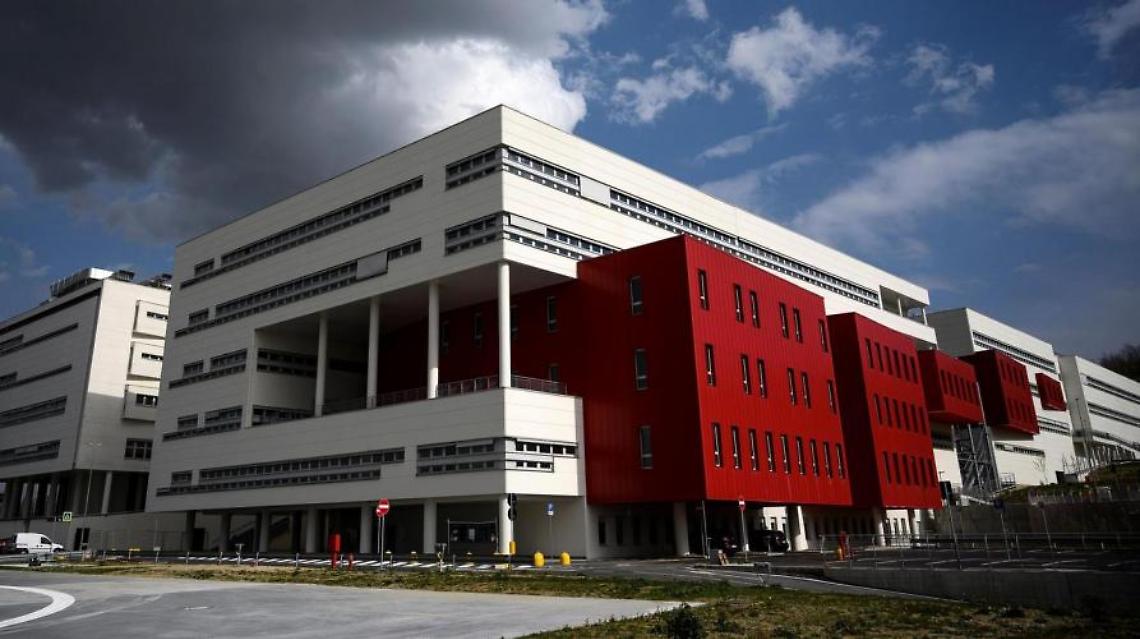 967D8F08-8959-4BCF-BBC7-D740423C1927