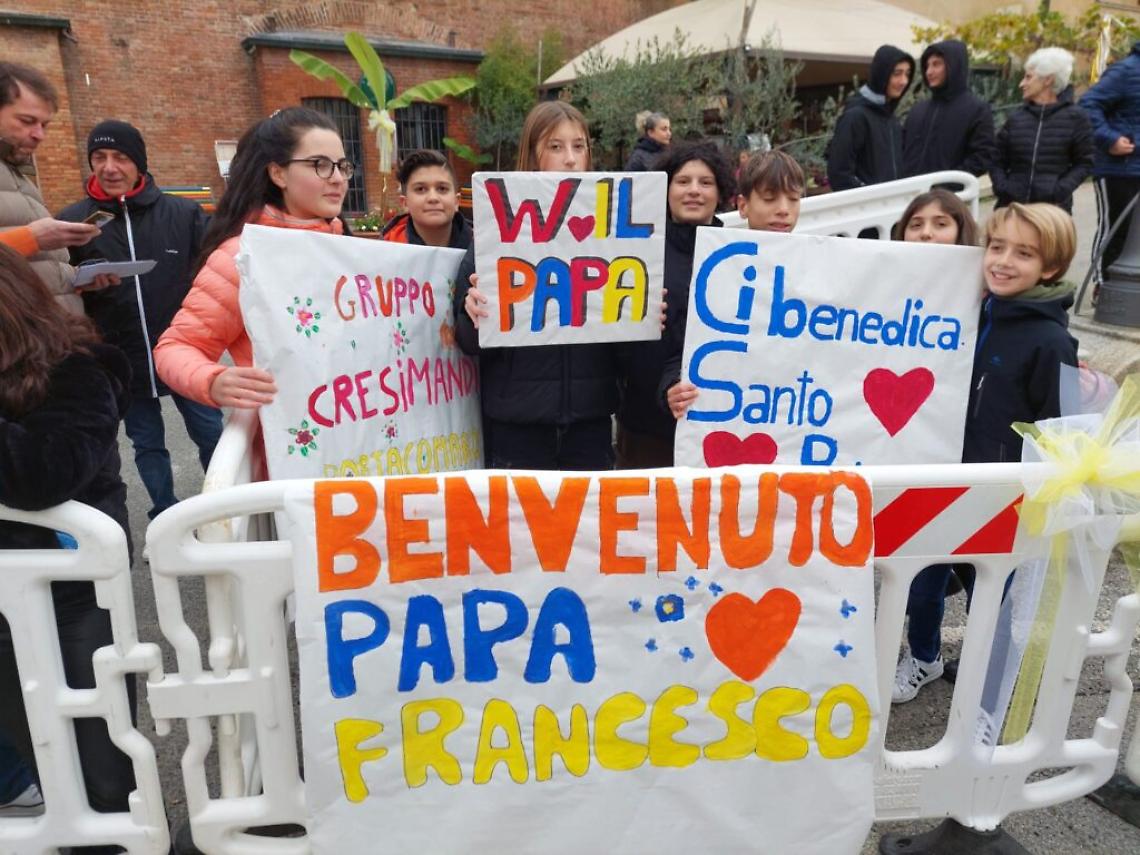 attesa di papa francesco a portacomaro d'asti3