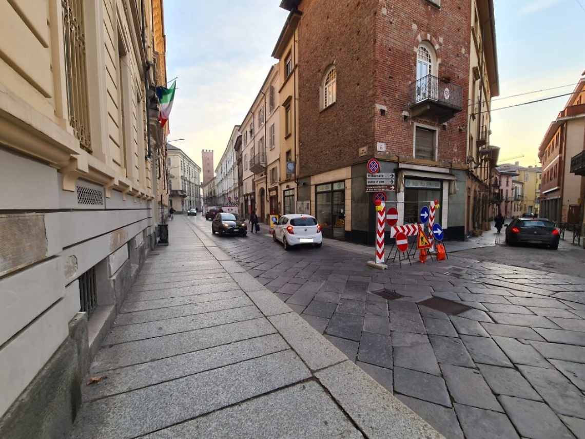 corso alfieri divieto