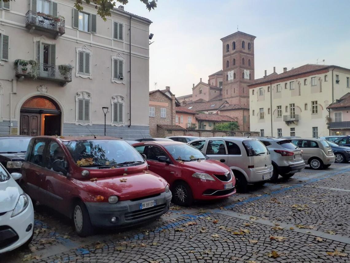 parcheggio castigliano