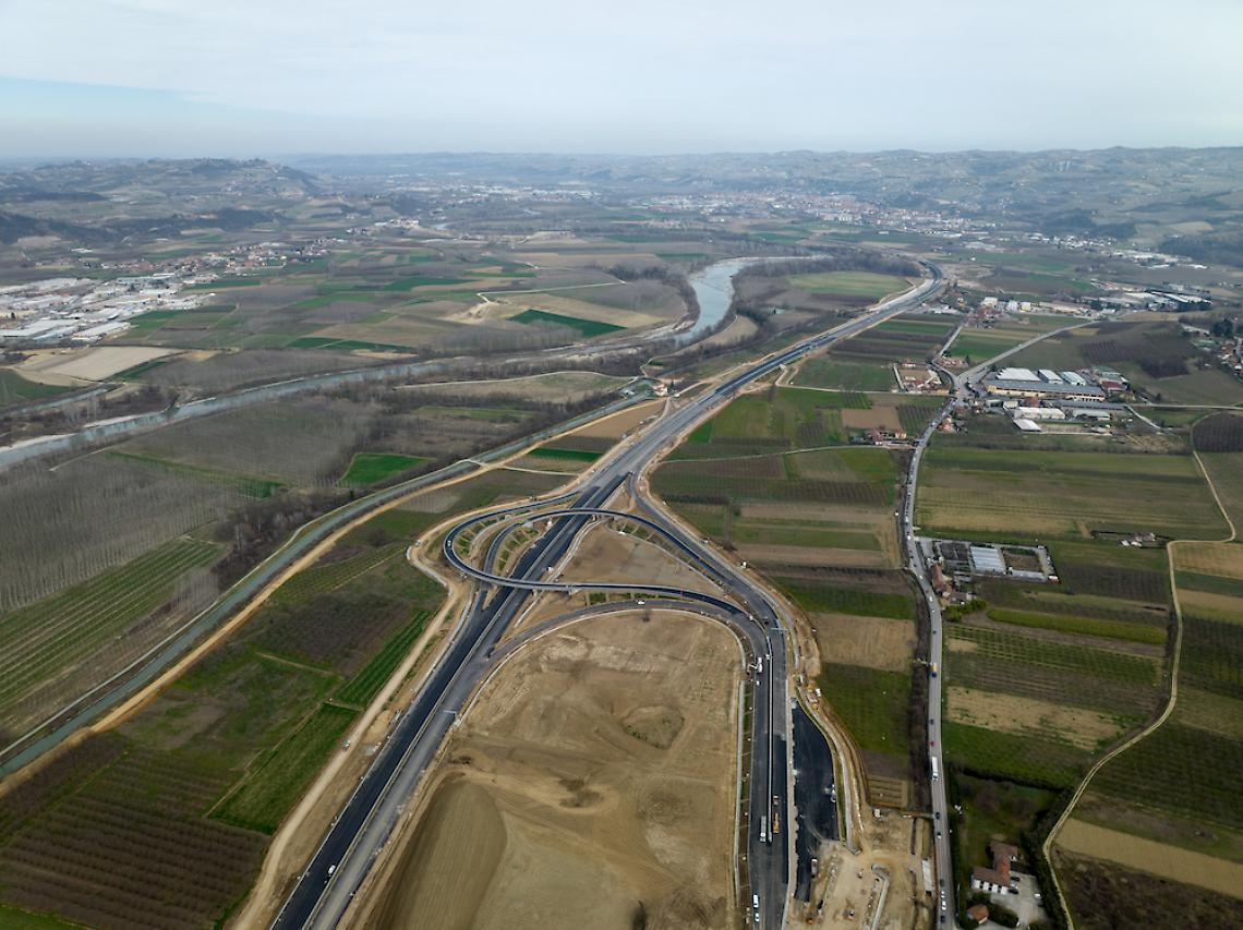 Asti Cuneo Verduno Aerea2