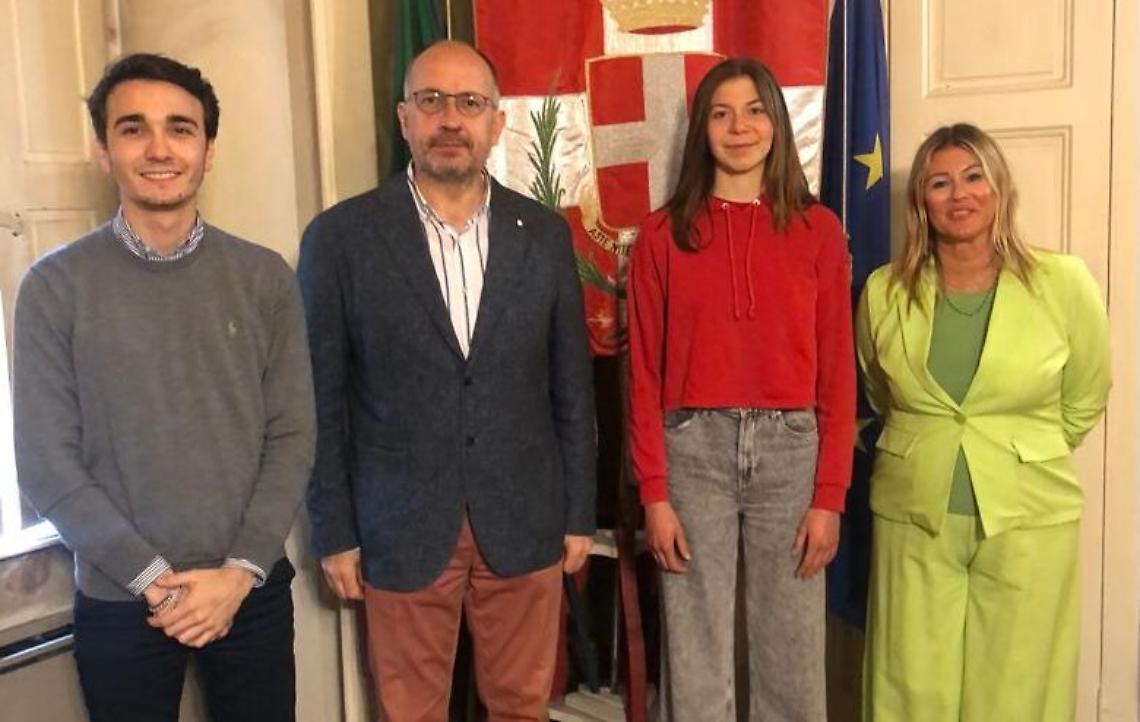 Foto con Sindaco e amministratori