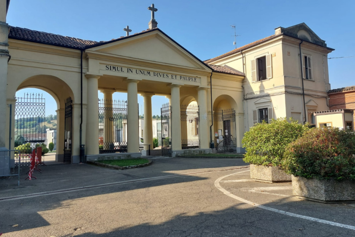 ingresso cimitero