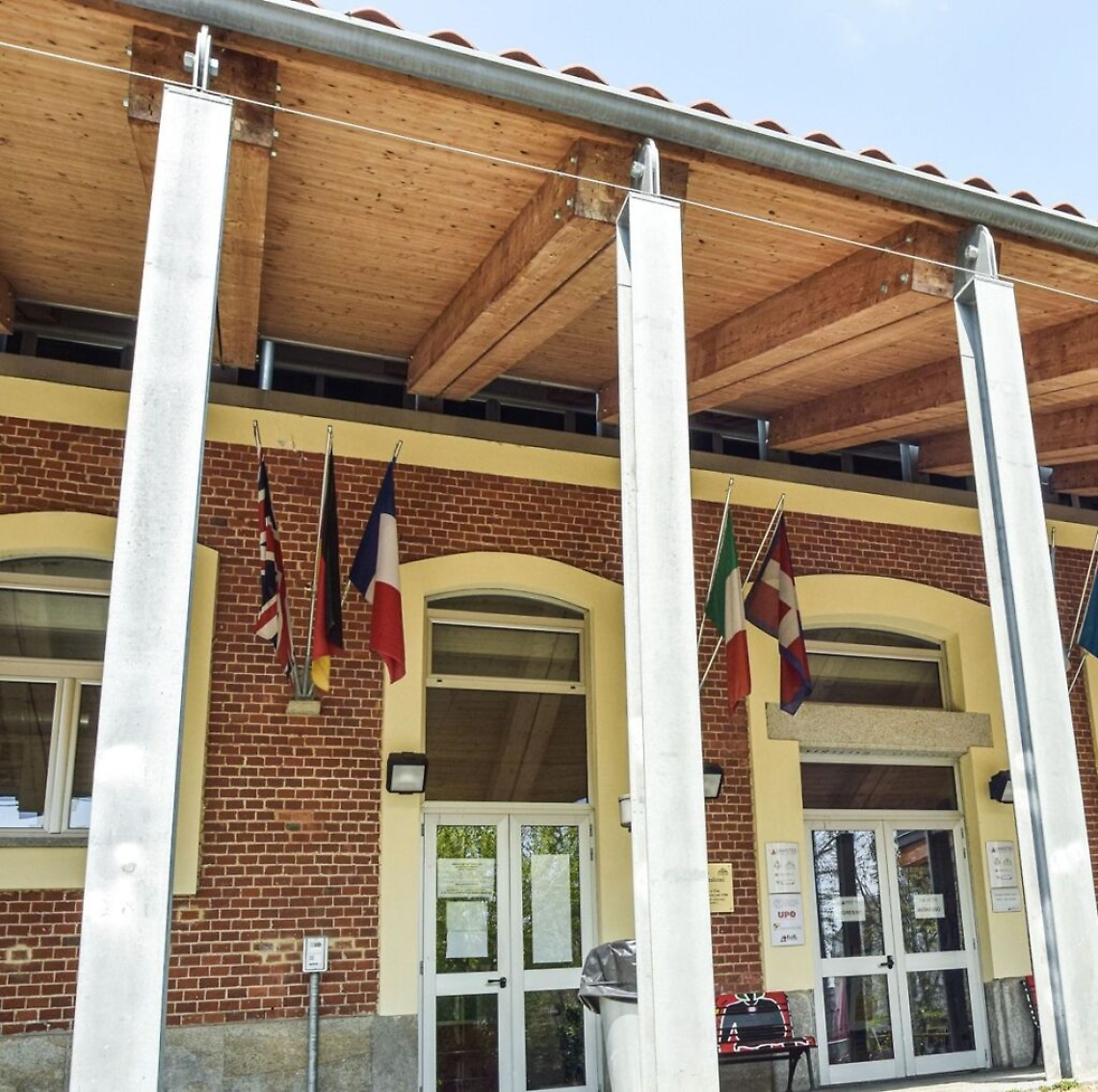 Polo universitario esterno