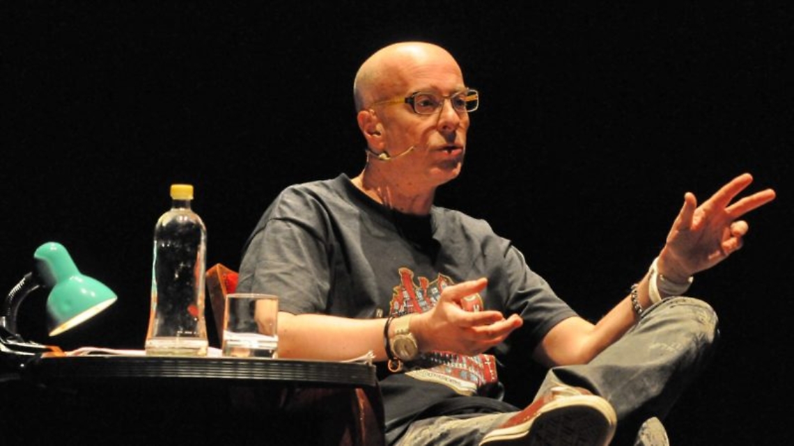 Luned&igrave; il funerale di Massimo Cotto, da domani la camera ardente al Teatro Alfieri