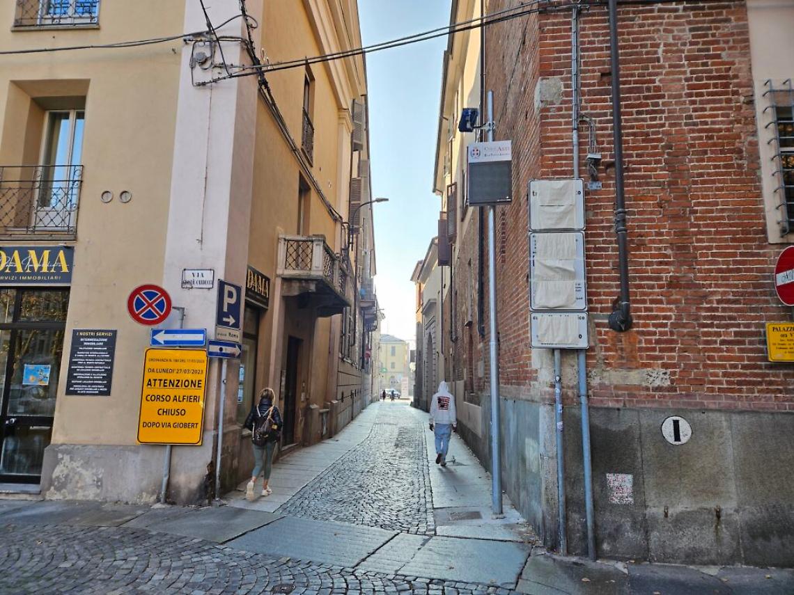 Varco Ztl via Monsignor Rossi Asti