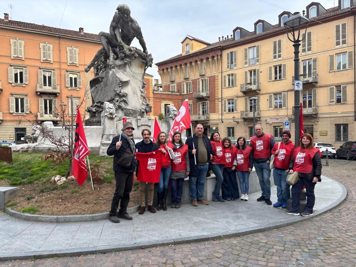 SLC Cgil presidio inizio sciopero Poste