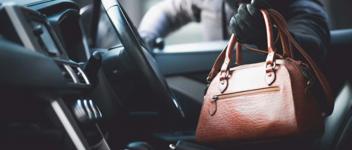 FURTI BORSA AUTO