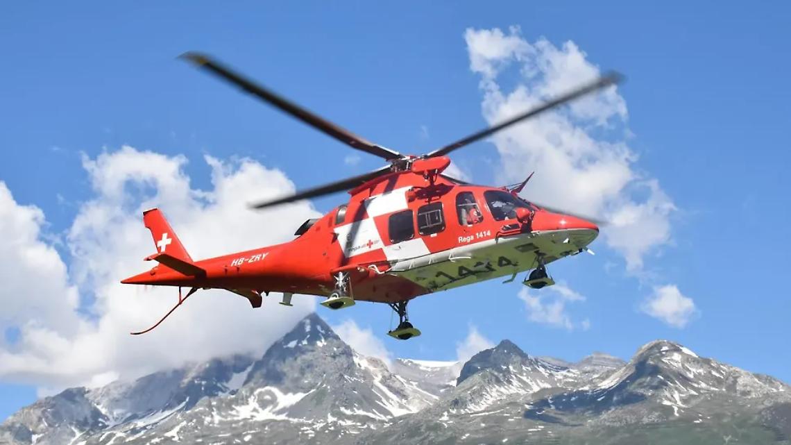 tragedia sul bernina precipitato alpinista italiano aa c f c fbfdad v large libera