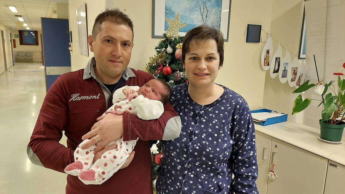 Sarah Defilippi e Salvatore Liuzzo con Beatrice Maria