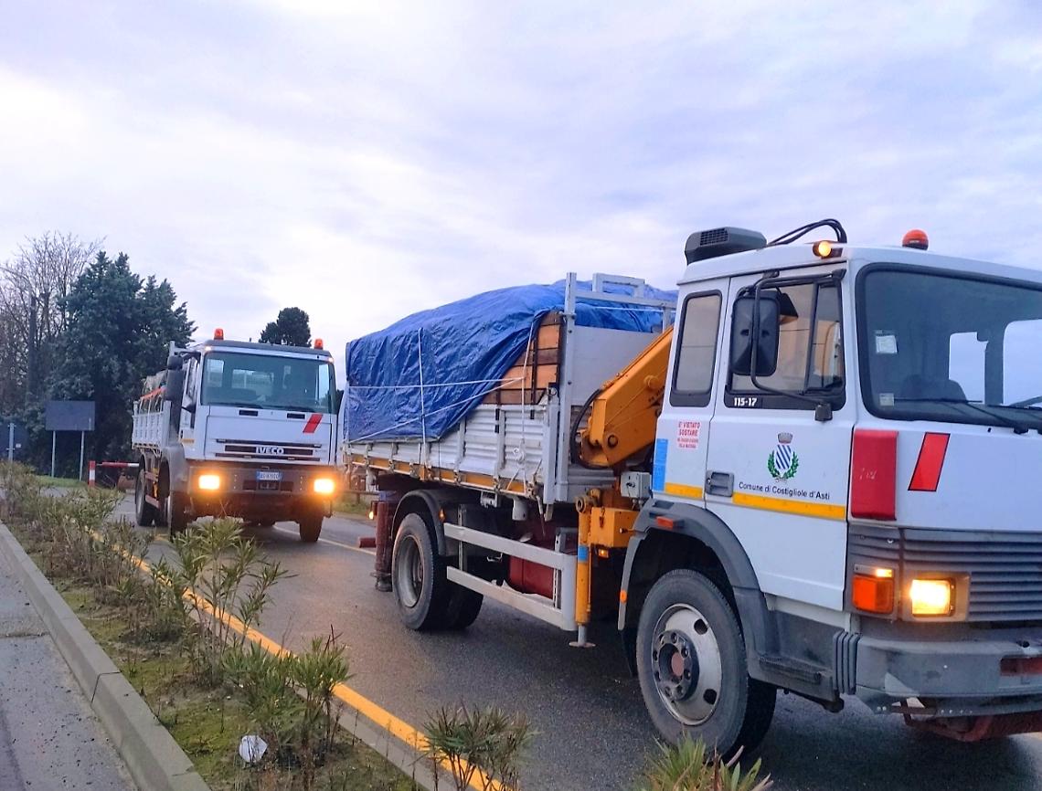 Da Costigliole a Candiolo due camion di tappi solidali
