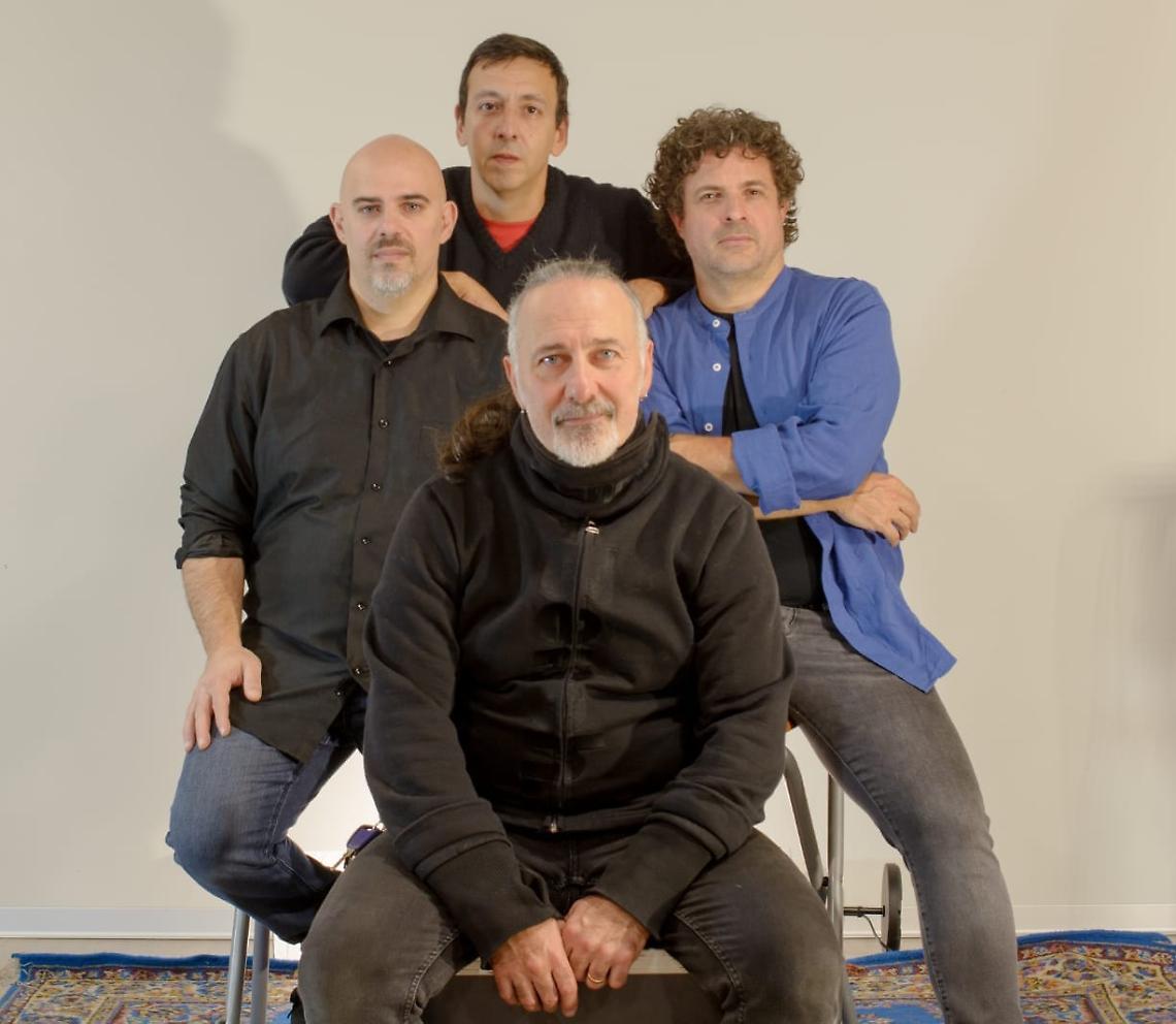 La band Contrasto omaggia i Pooh con un concerto che aiuta i clown di corsia