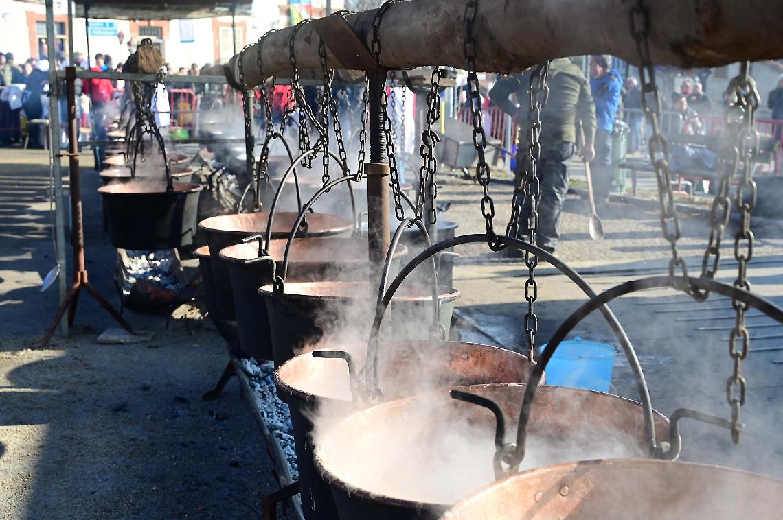 La storica fagiolata di San Defendente piace a tutti ogni anno di pi&ugrave;