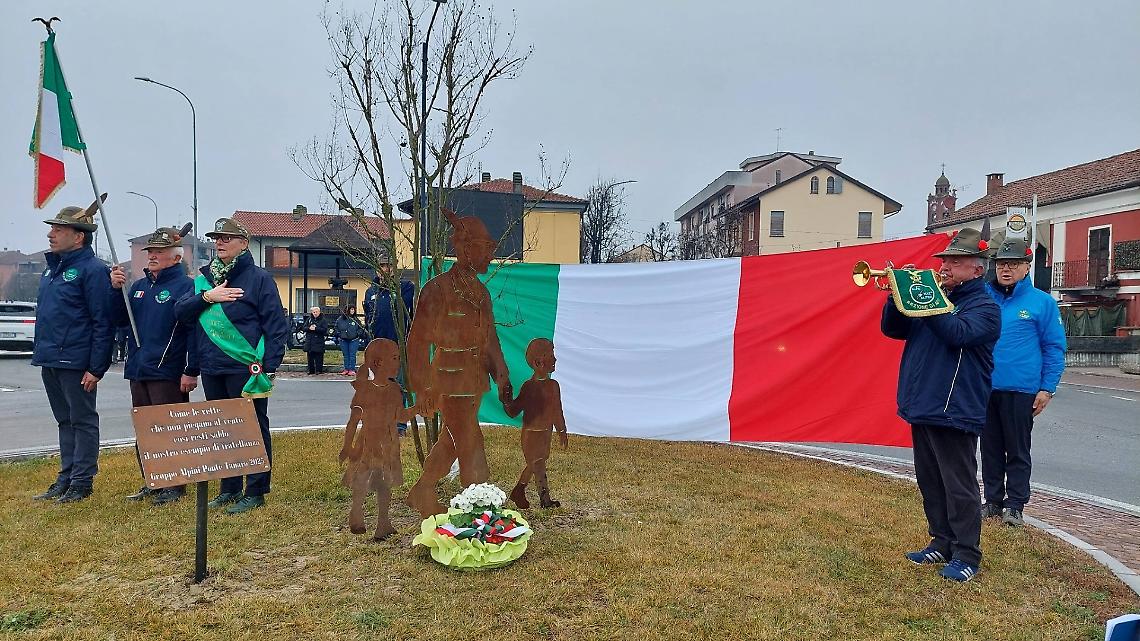 Inaugurazione scultura alpini