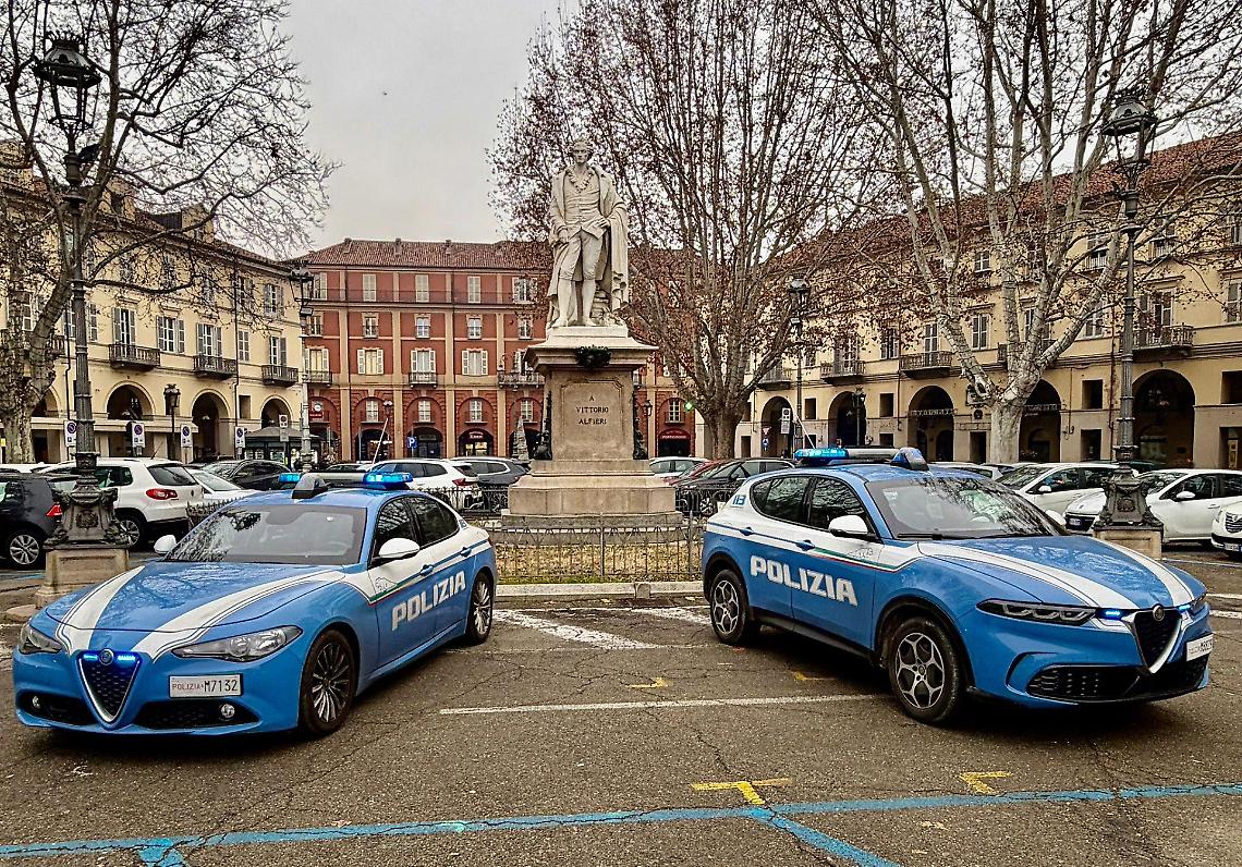 Volante in piazza Alfieri 