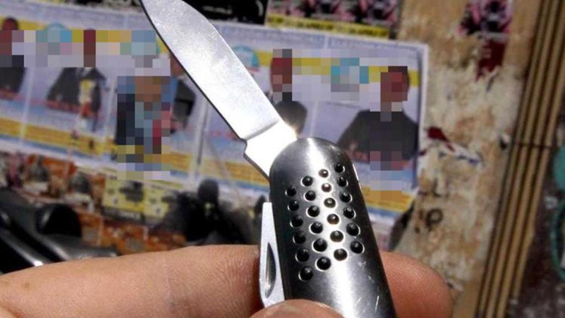 Lo studente con il coltello in classe richiamato dal Questore