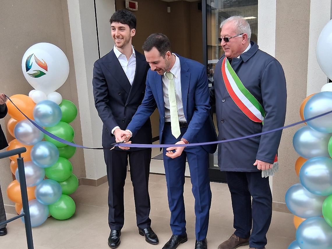 Dall'idea di due giovani cocconatesi a Gallareto nasce il poliambulatorio Ri.Me.Di