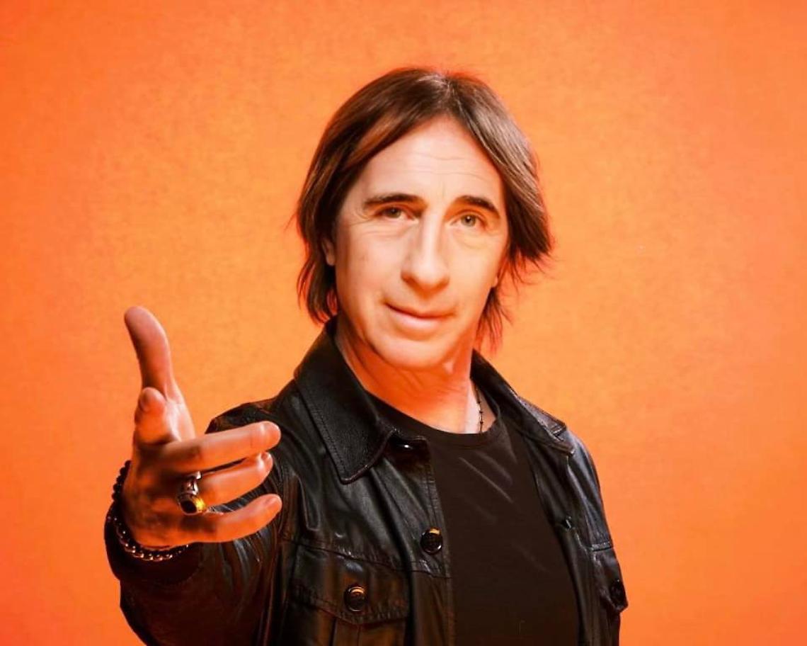 Fargetta "Get Far" alla consolle domenica ad Asti