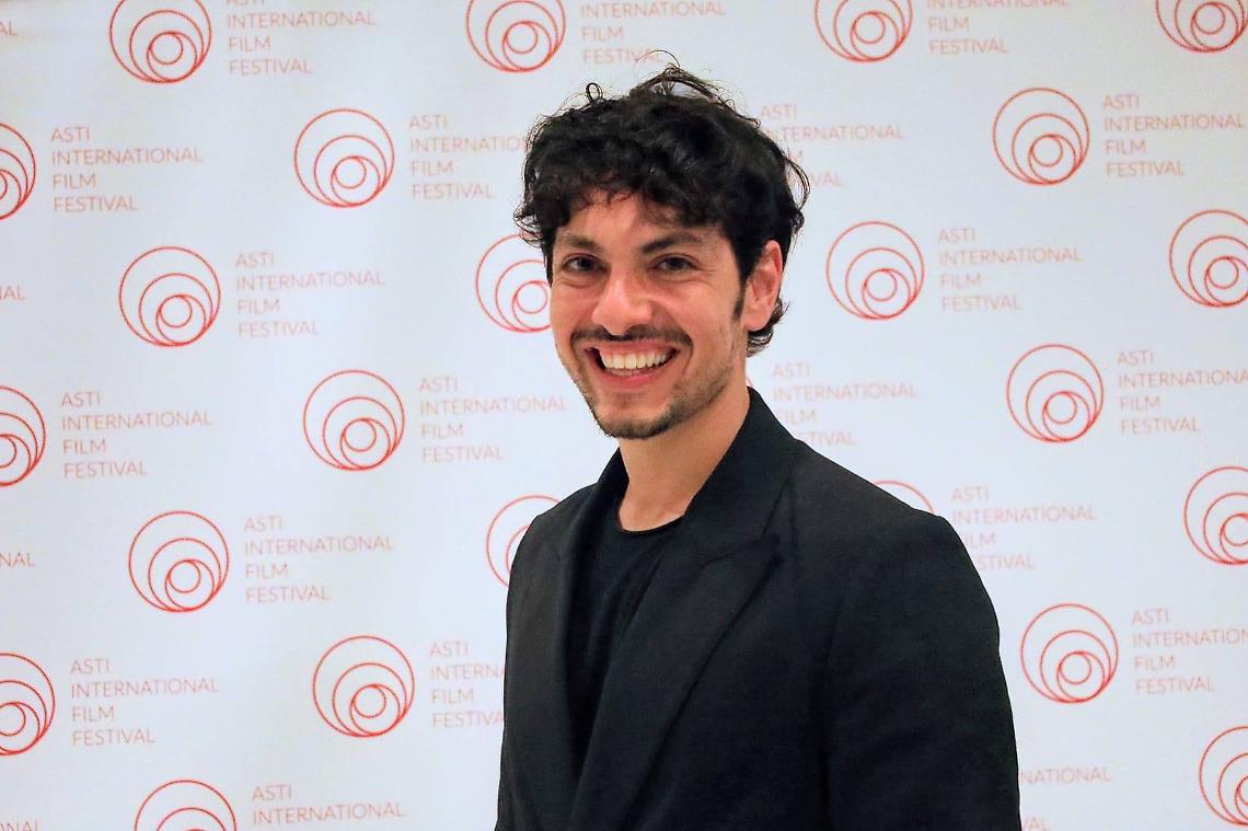 &ldquo;Mappe&rdquo;, il brano di Simone Coppo nato tra Asti e le favelas di Rio de Janeiro