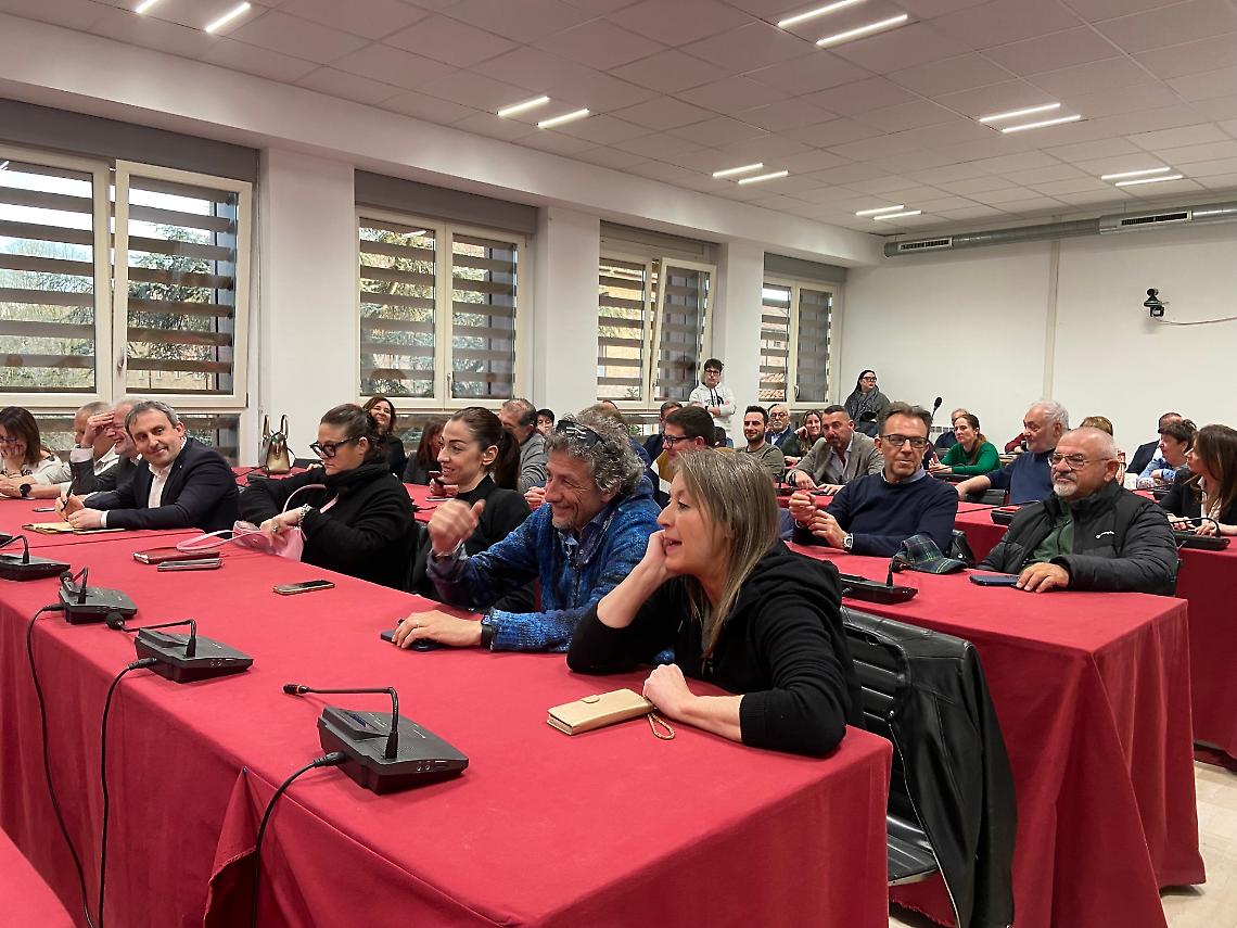 Consiglio del Palio 2026: ordine di sfilata definito ma emergono tensioni 