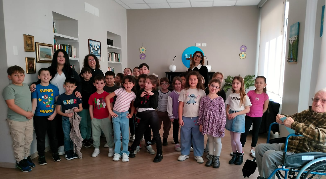 Alunni della primaria Rio Crosio in visita alla Rsa Clinica San Guseppe