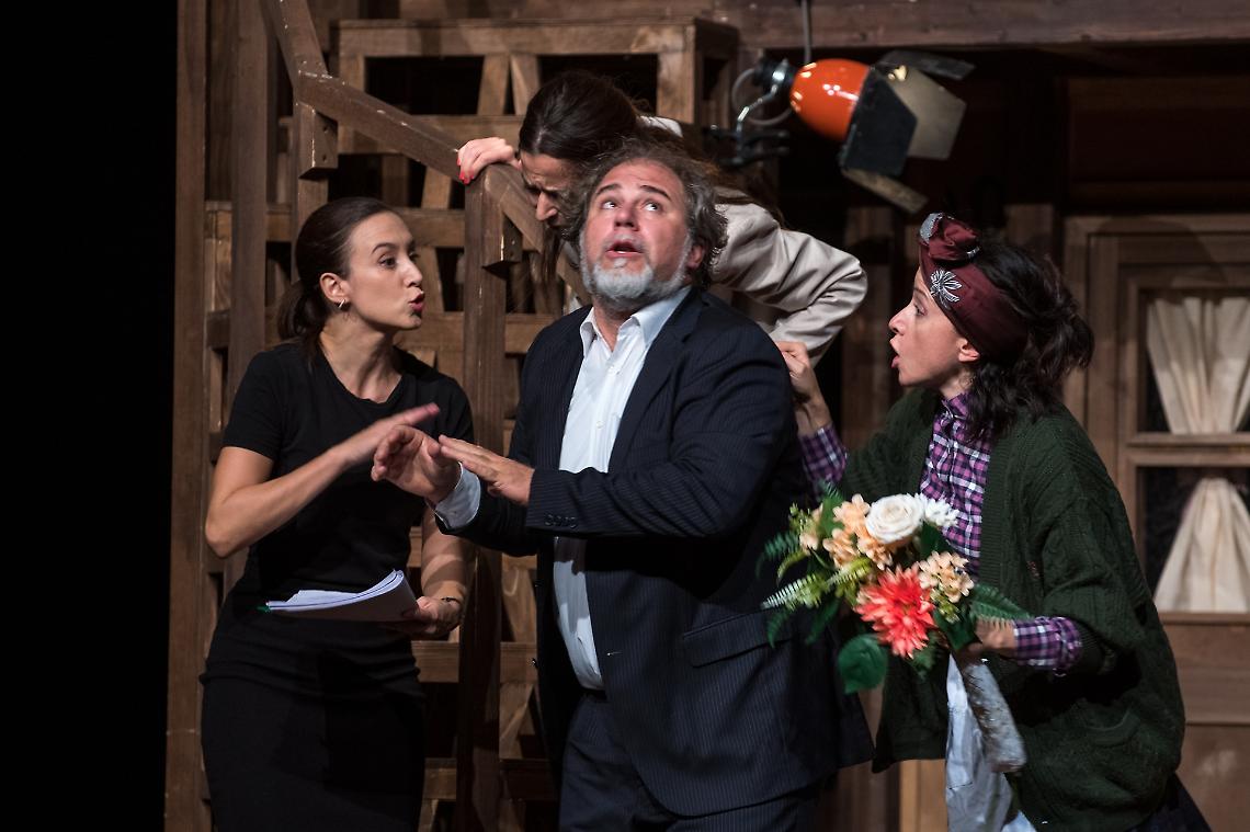 &ldquo;Rumori fuori scena&rdquo; venerd&igrave; al Teatro Alfieri