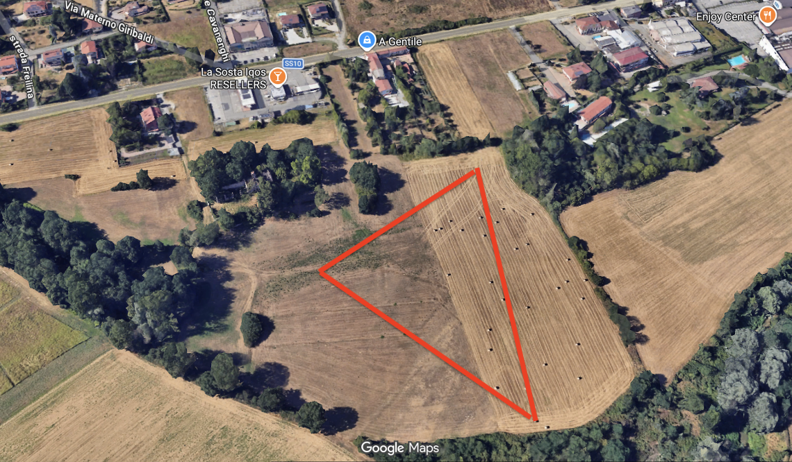 Una "fotocopia" di piazza Alfieri ai Comboniani per creare la pista di allenamento dei cavalli del Palio