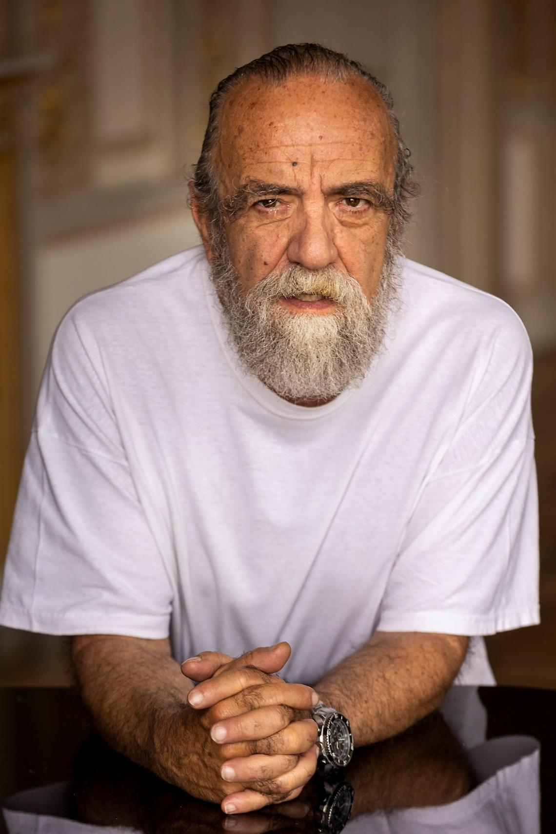 Giobbe Covatta: &laquo;Ridere esorcizza la paura&raquo;