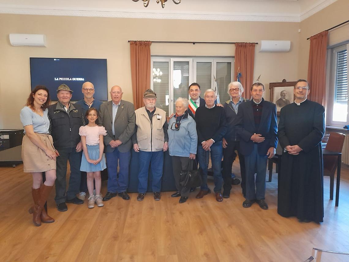 "La piccola guerra": in un cortometraggio i ricordi degli ottantenni che da bambini vissero gli anni di guerra, l'occupazione nazista e la lotta partigiana