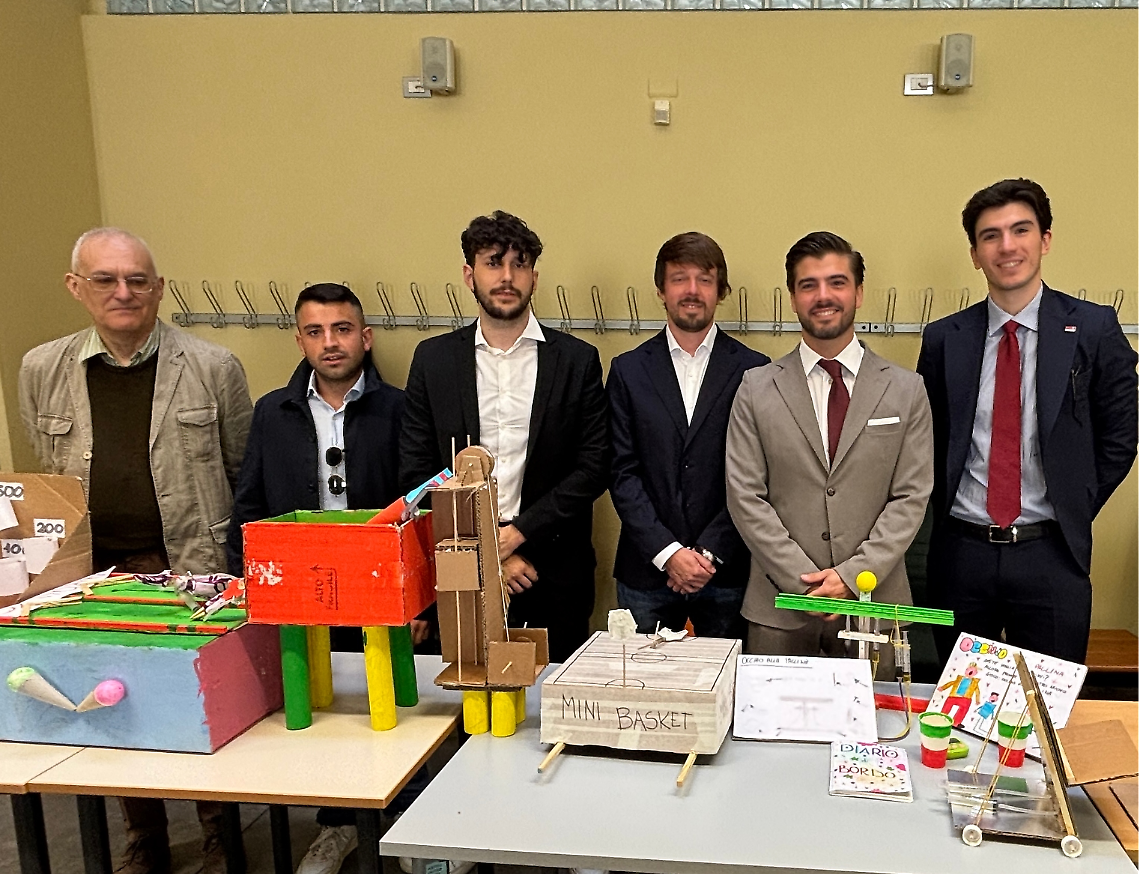  &ldquo;Eureka!&rdquo;: premiati i giocattoli creati dagli alunni delle scuole  D&rsquo;Acquisto e Parini