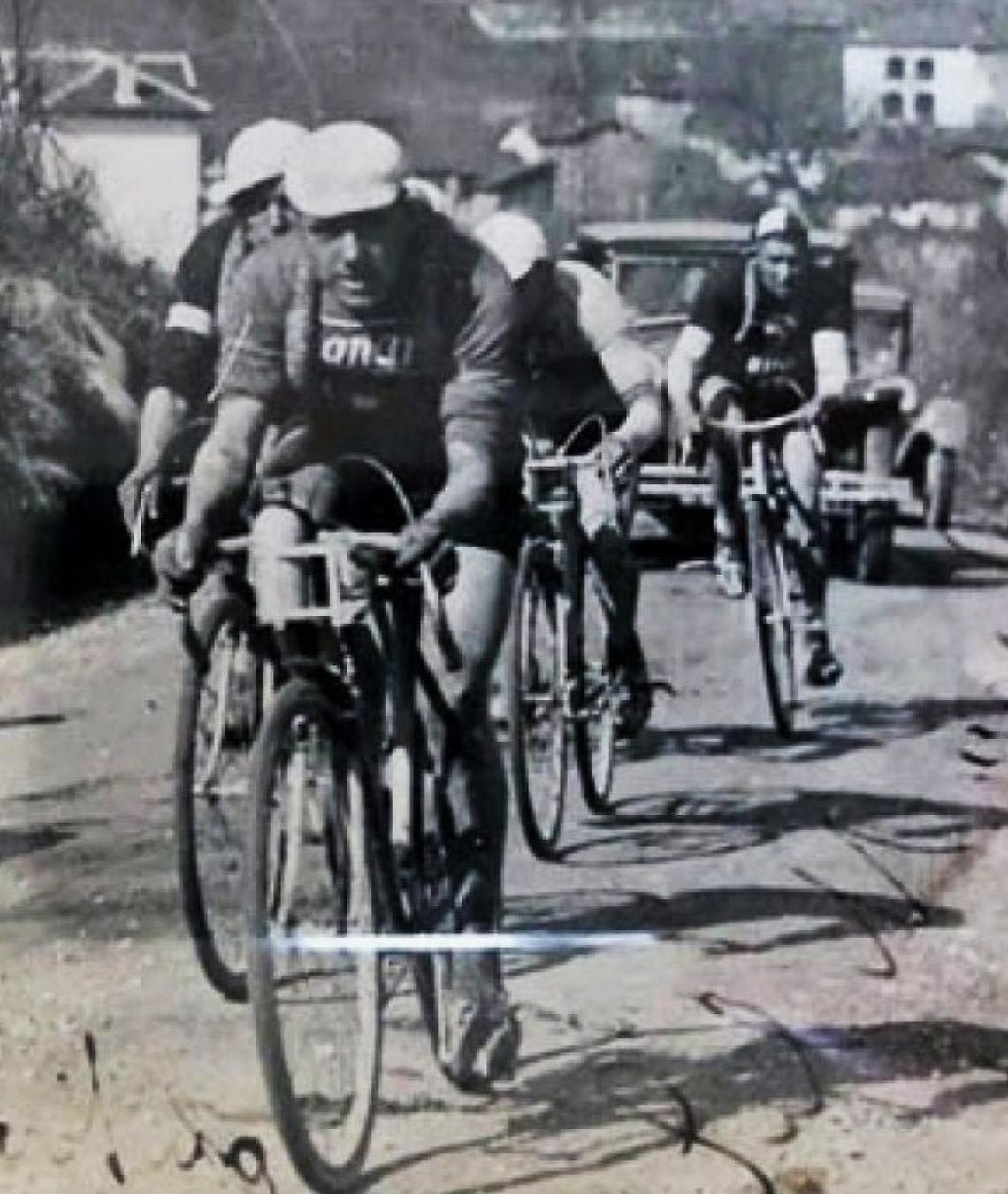 Una piazzale a Castelnuovo don Bosco in ricordo del ciclista Marchisio