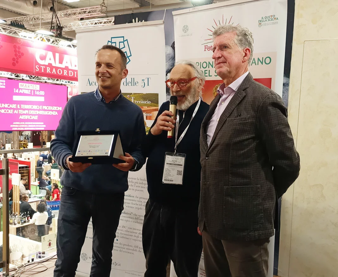 Da Ferrere al Vinitaly: premiato il &ldquo;salame ubriaco&rdquo; dell&rsquo;Agrisalumeria Luiset