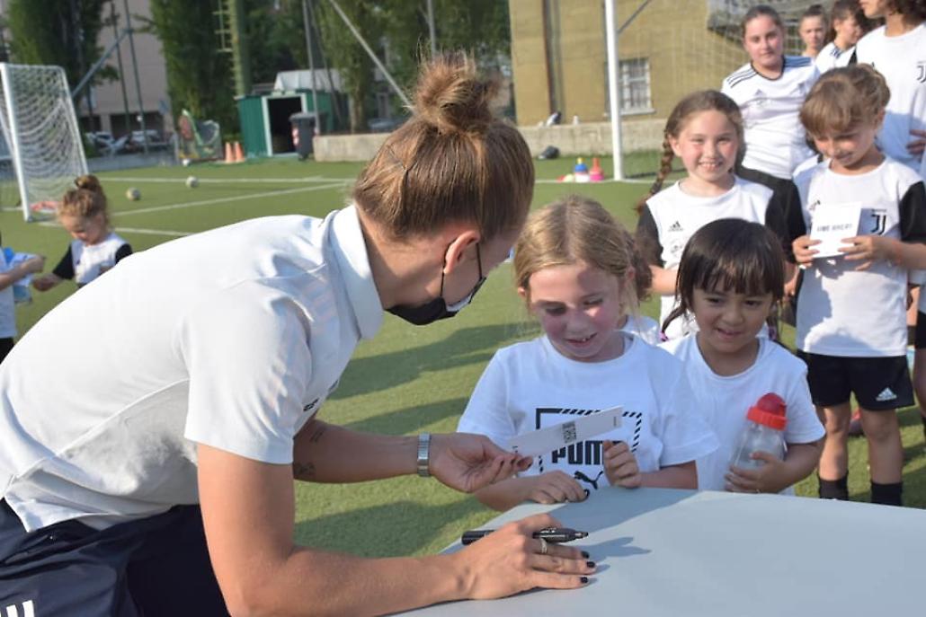 196859937_2706861129622310_685868987351661745_n