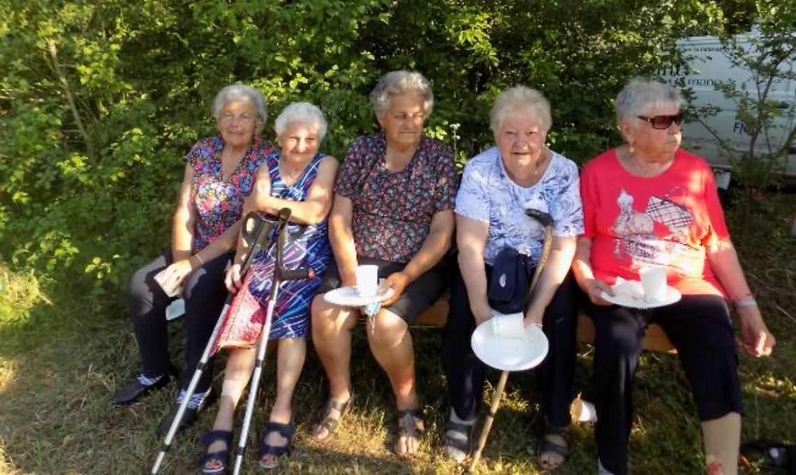 big bench capriglio nonna