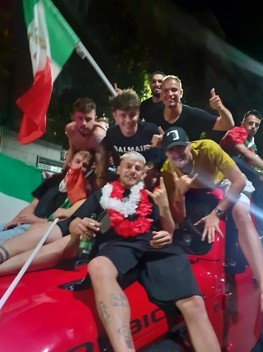 41C27557-F2DA-42AB-822C-B22AEDC8AD7D