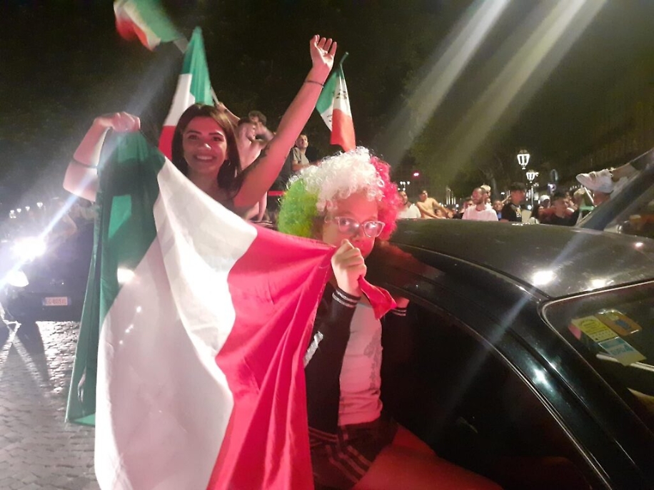 460E3606-7BC0-4FDA-AFC5-06D84A8F6FE1