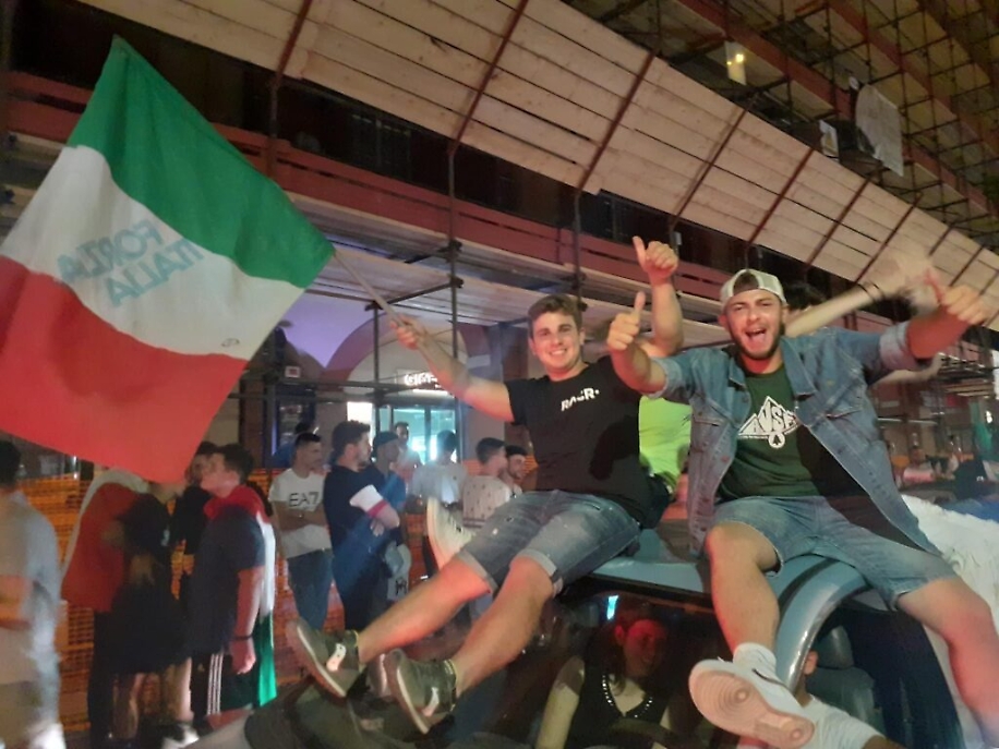 9910A05D-CABF-416A-8280-6843DB31C66E