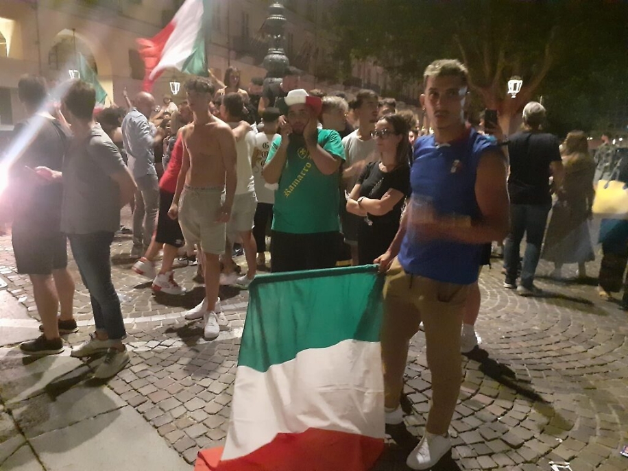 A4D0B3B2-4EC7-4A99-8F33-31F0A875D267