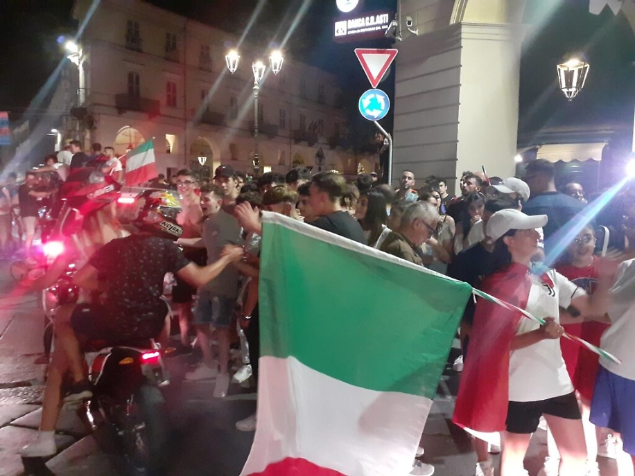 C5C0B253-A166-4D08-8FA9-097CAD67308A