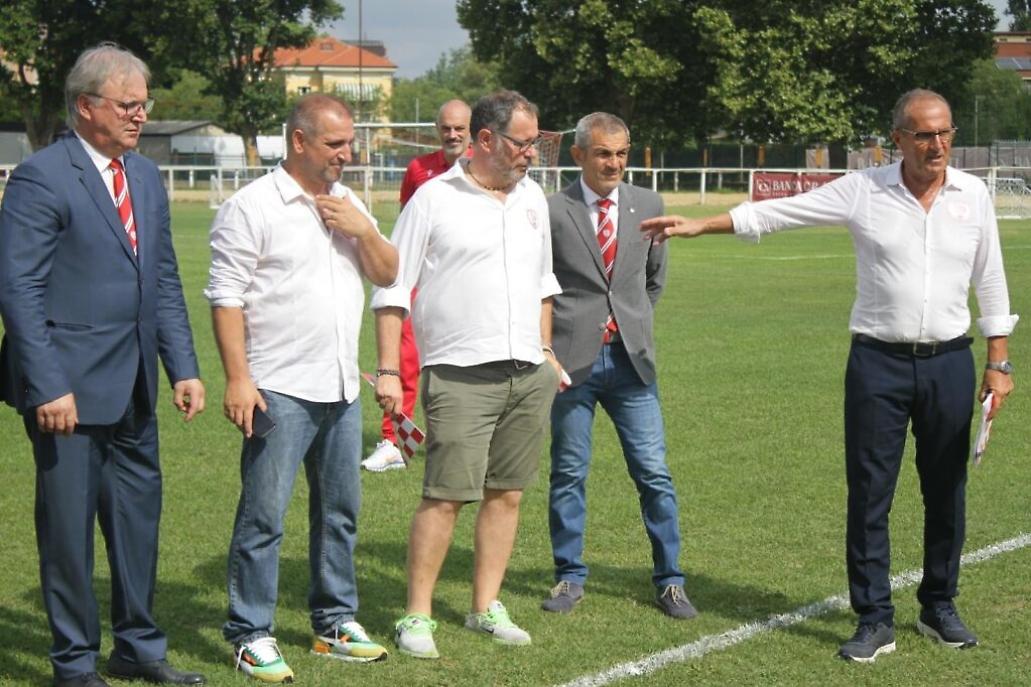 E64F1CE9-BE6F-45DD-96FA-4232DE4E50C0