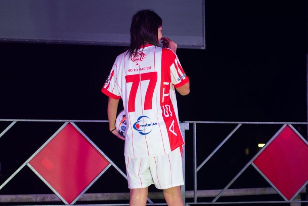 1A3007E5-F95A-4AD7-8946-D7B92EE6B491