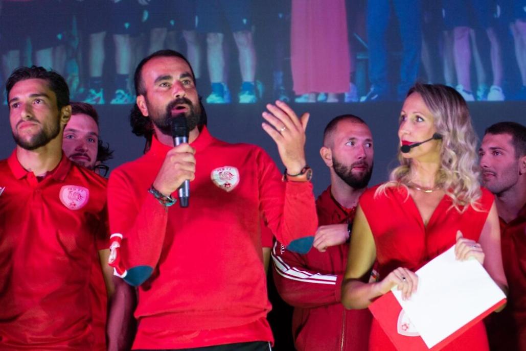 AFECB99C-0D3F-41F0-B62D-3F29CF4A1193