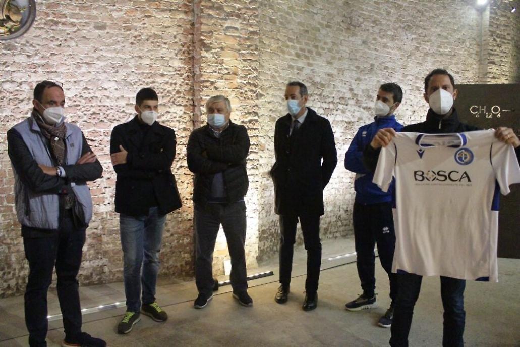 AE822684-BB3C-4914-B3F6-ADF556E1AE54